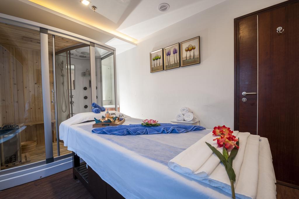 Hotel Turquoise Чандигарх Экстерьер фото