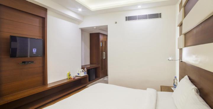 Hotel Turquoise Чандигарх Экстерьер фото